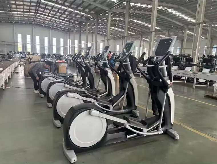 Macchina ellittica per eserciz - Sports Equipment Gym recensione e prezzo
